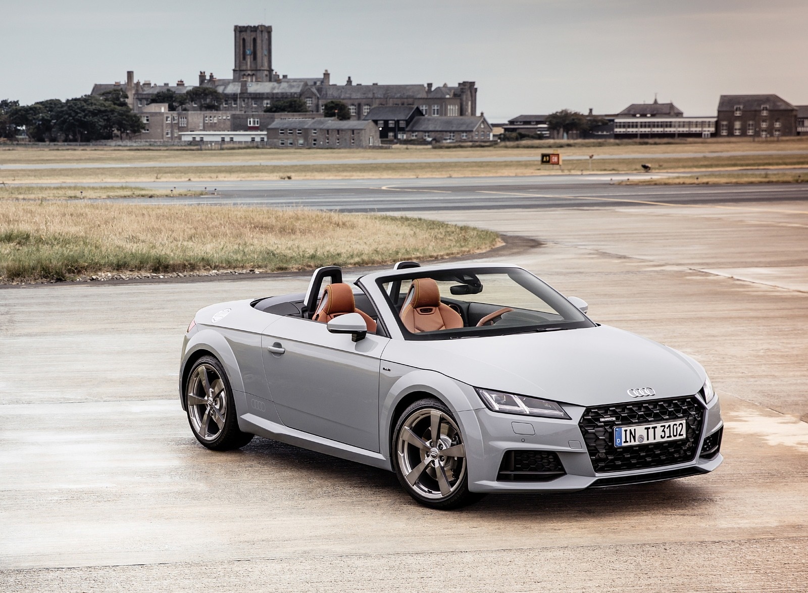 2019 Audi TT 20th Anniversary Edition (Color: Arrow Gray) Front Wallpapers #16 of 38