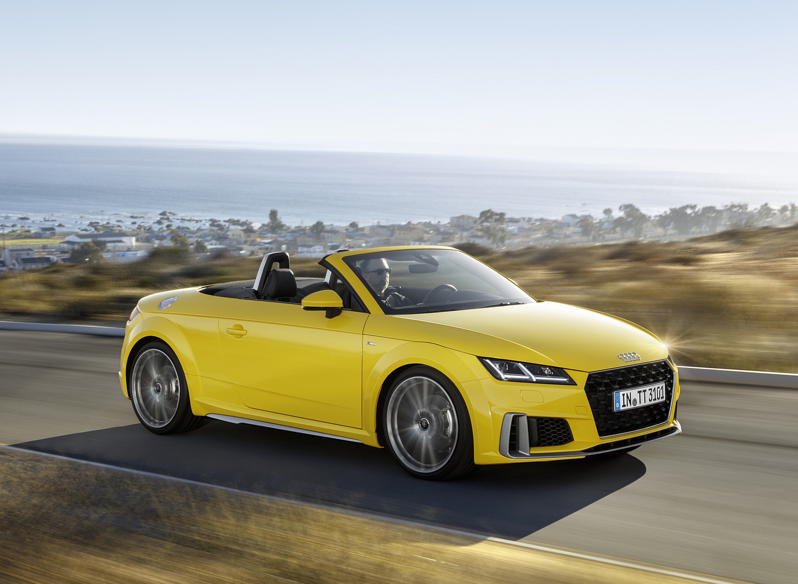 2019 Audi TT Roadster (Color: Vegas Yellow) Front Three-Quarter Wallpapers #30 of 35