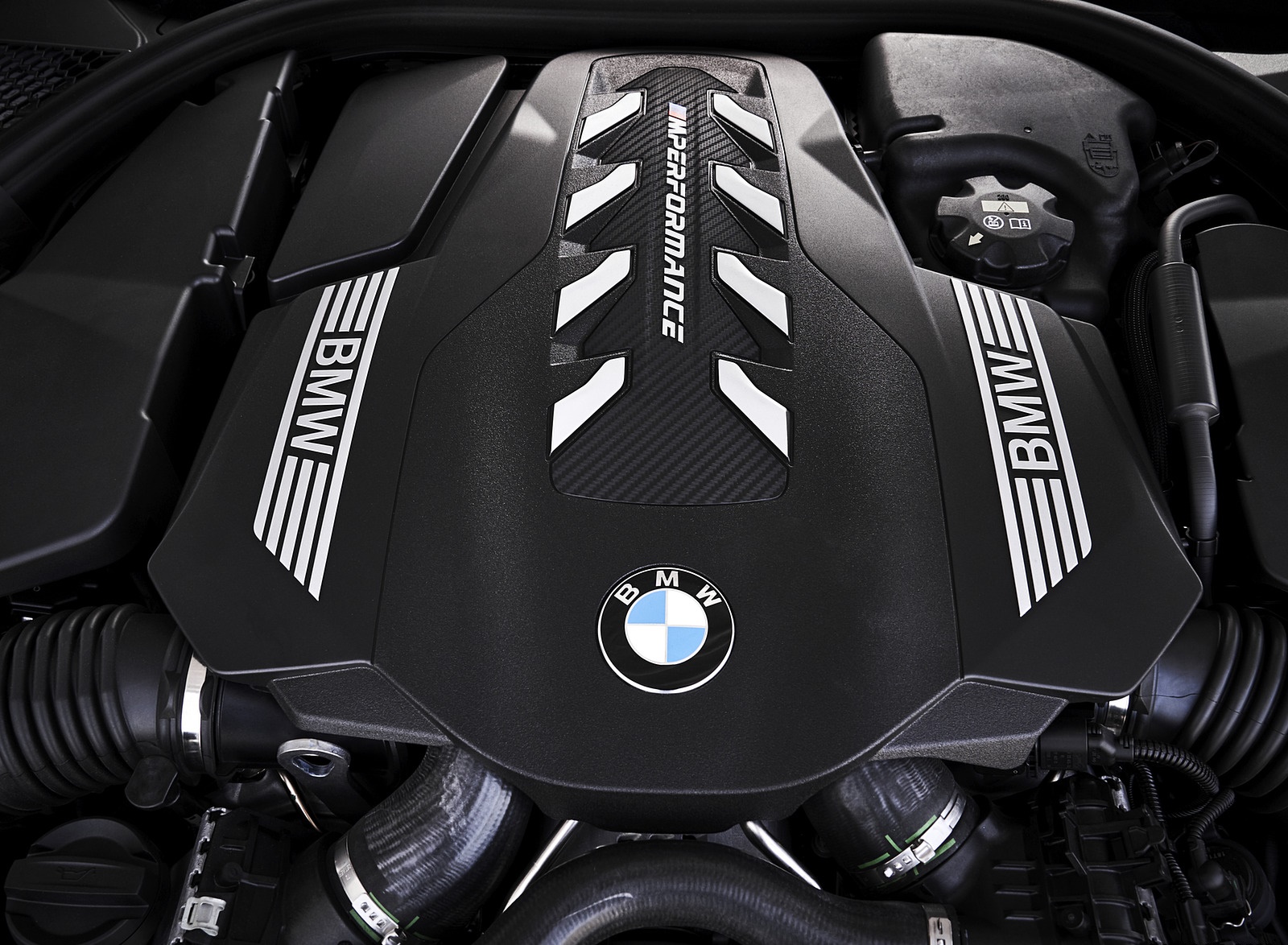 2019 BMW 8-Series M850i Engine Wallpapers #115 of 116