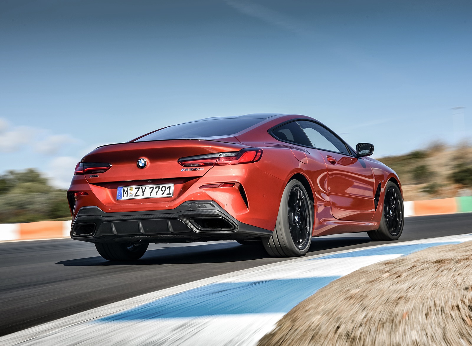 2019 BMW 8-Series M850i Rear Three-Quarter Wallpapers #50 of 116