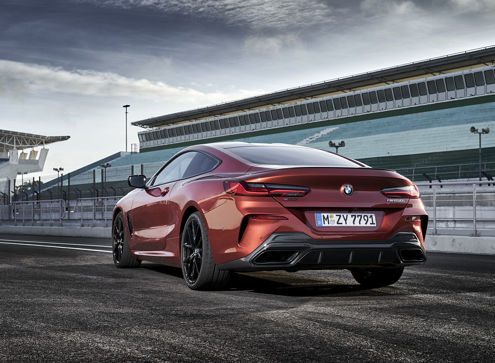 2019 BMW 8-Series M850i Rear Wallpapers #60 of 116