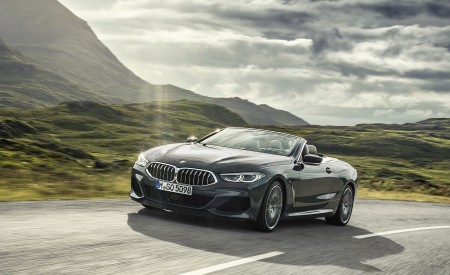 2019 BMW 8 Series M850i xDrive Convertible Front Three-Quarter Wallpapers 450x275 (3)