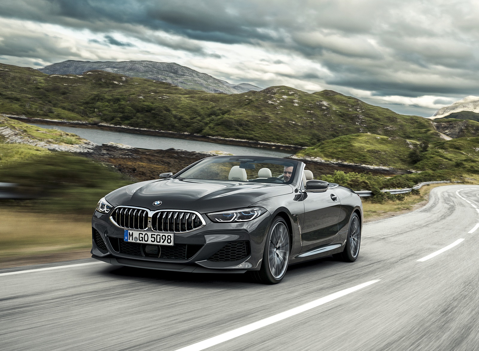 2019 BMW 8 Series M850i xDrive Convertible Front Three-Quarter Wallpapers (1). Download Wallpaper
