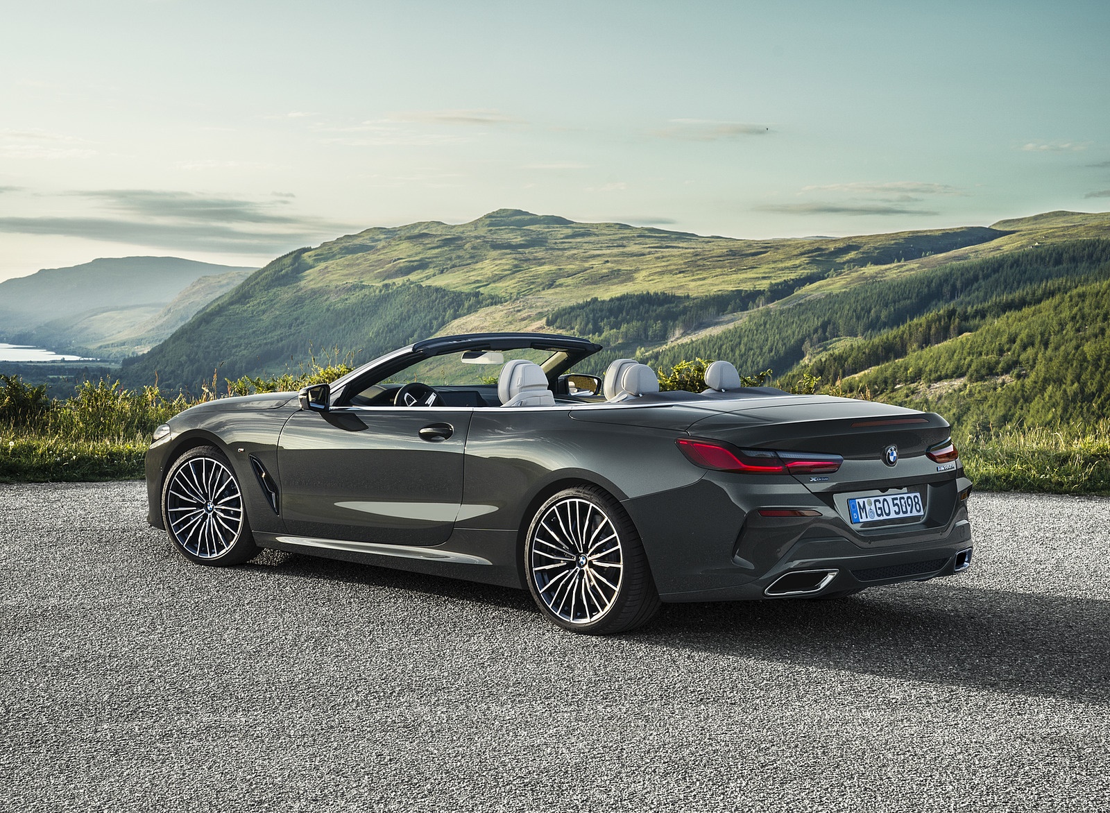2019 BMW 8 Series M850i xDrive Convertible Rear Three-Quarter Wallpapers #24 of 58