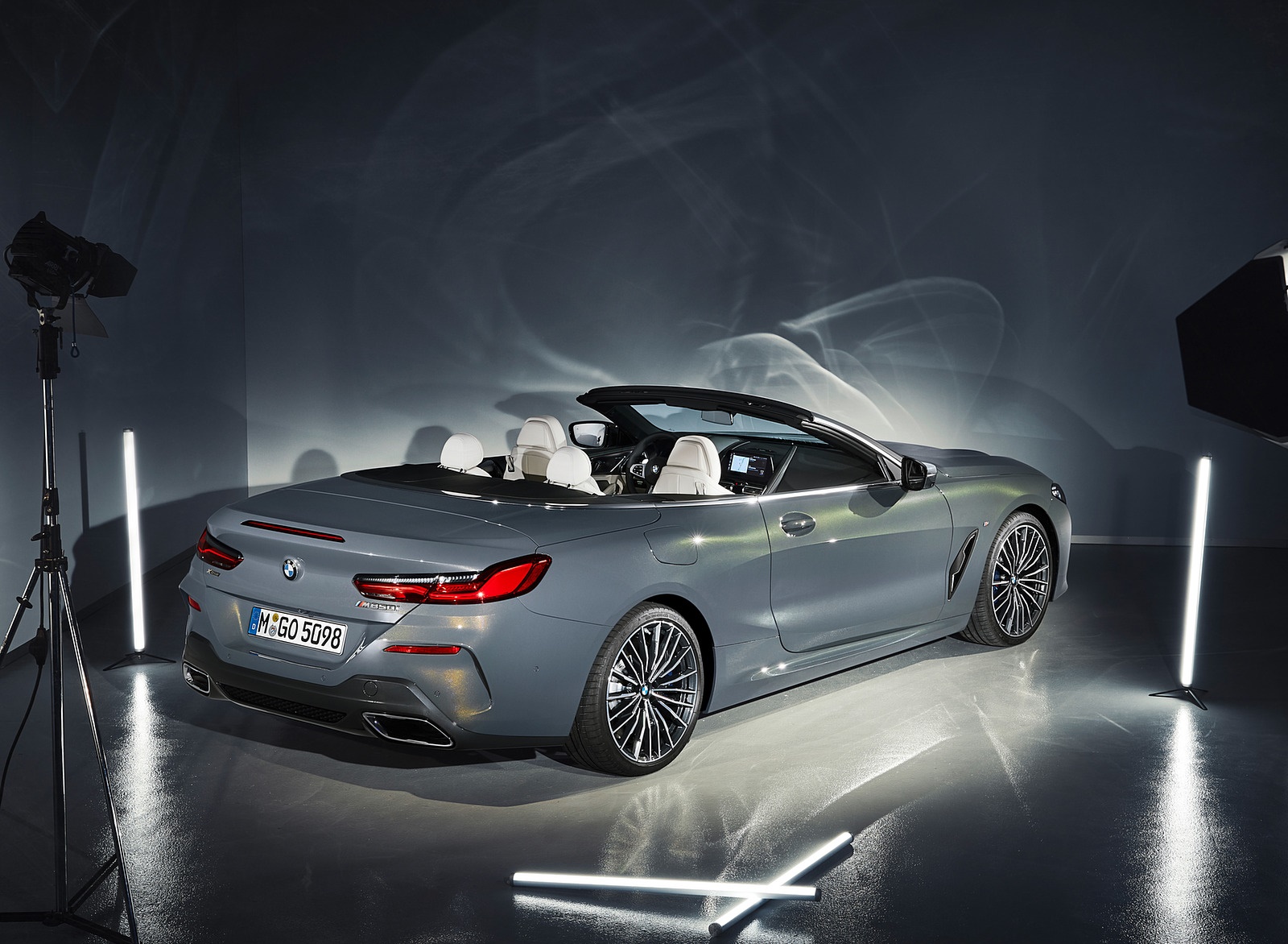 2019 BMW 8 Series M850i xDrive Convertible Rear Three-Quarter Wallpapers #47 of 58
