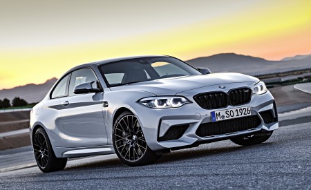 2019 BMW M2 Competition Front Three-Quarter Wallpapers 450x275 (90)