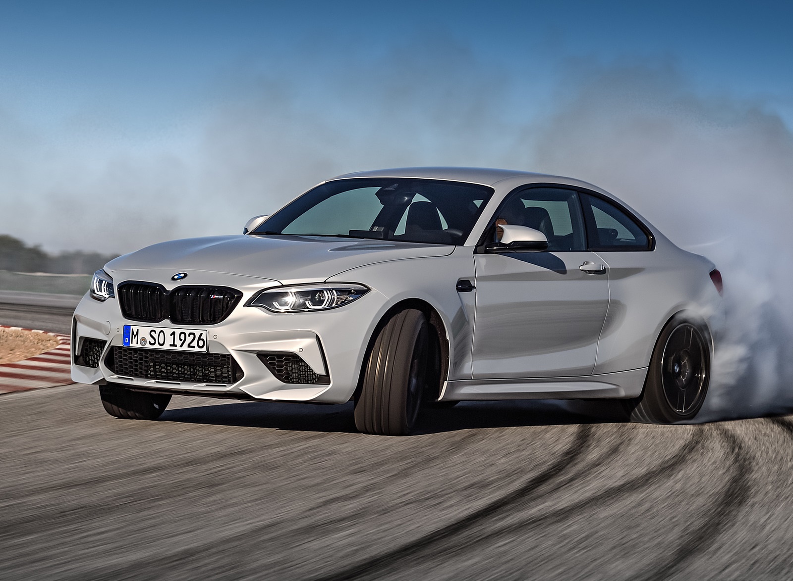 2019 BMW M2 Competition Front Three-Quarter Wallpapers #88 of 109