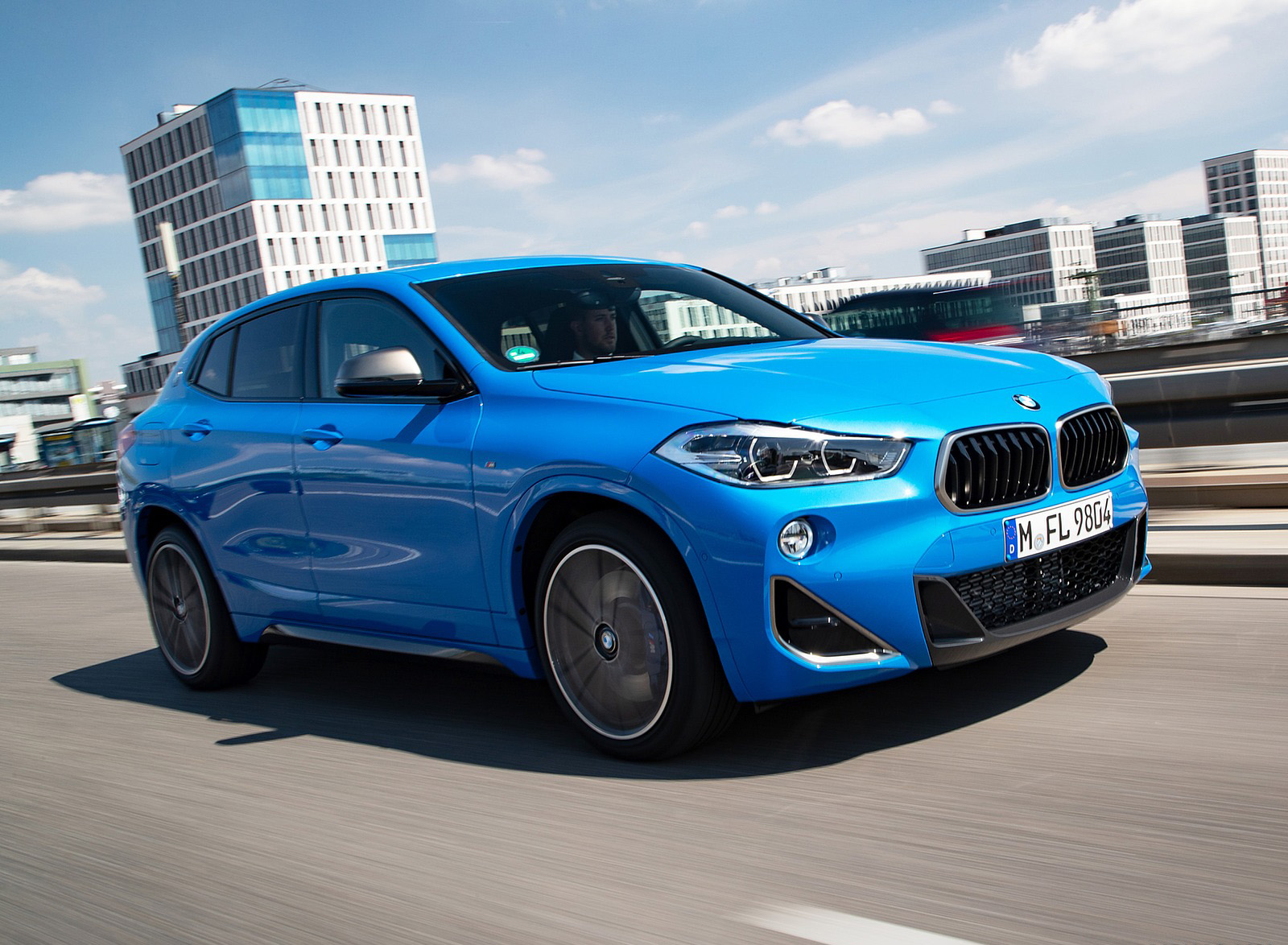 2019 BMW X2 M35i Front Three-Quarter Wallpapers #59 of 130