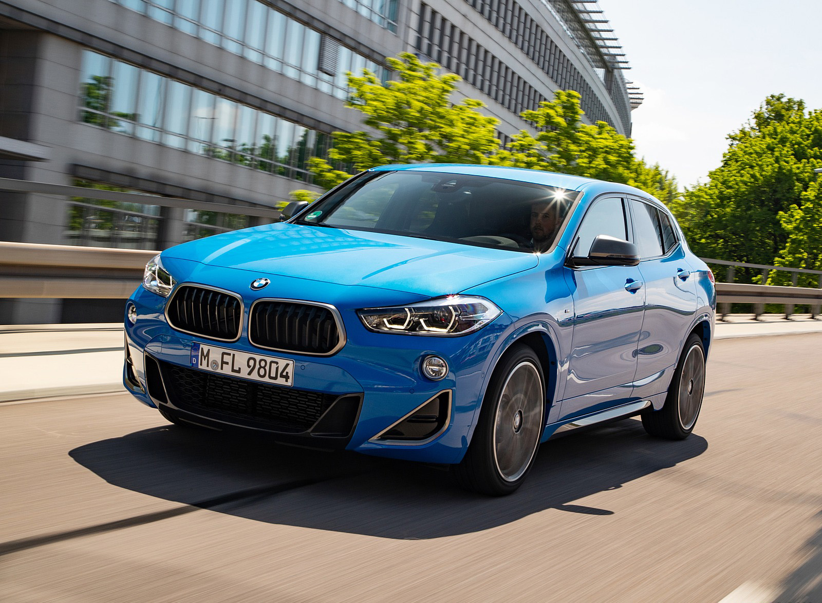 2019 BMW X2 M35i Front Three-Quarter Wallpapers  #63 of 130