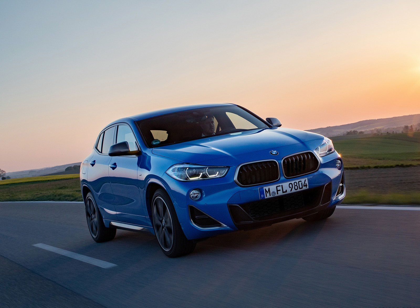 2019 BMW X2 M35i Front Three-Quarter Wallpapers #78 of 130