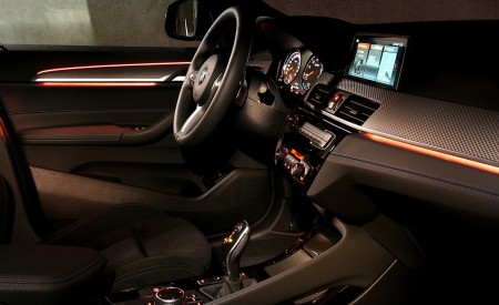2019 BMW X2 M35i Interior Detail Wallpapers 450x275 (119)