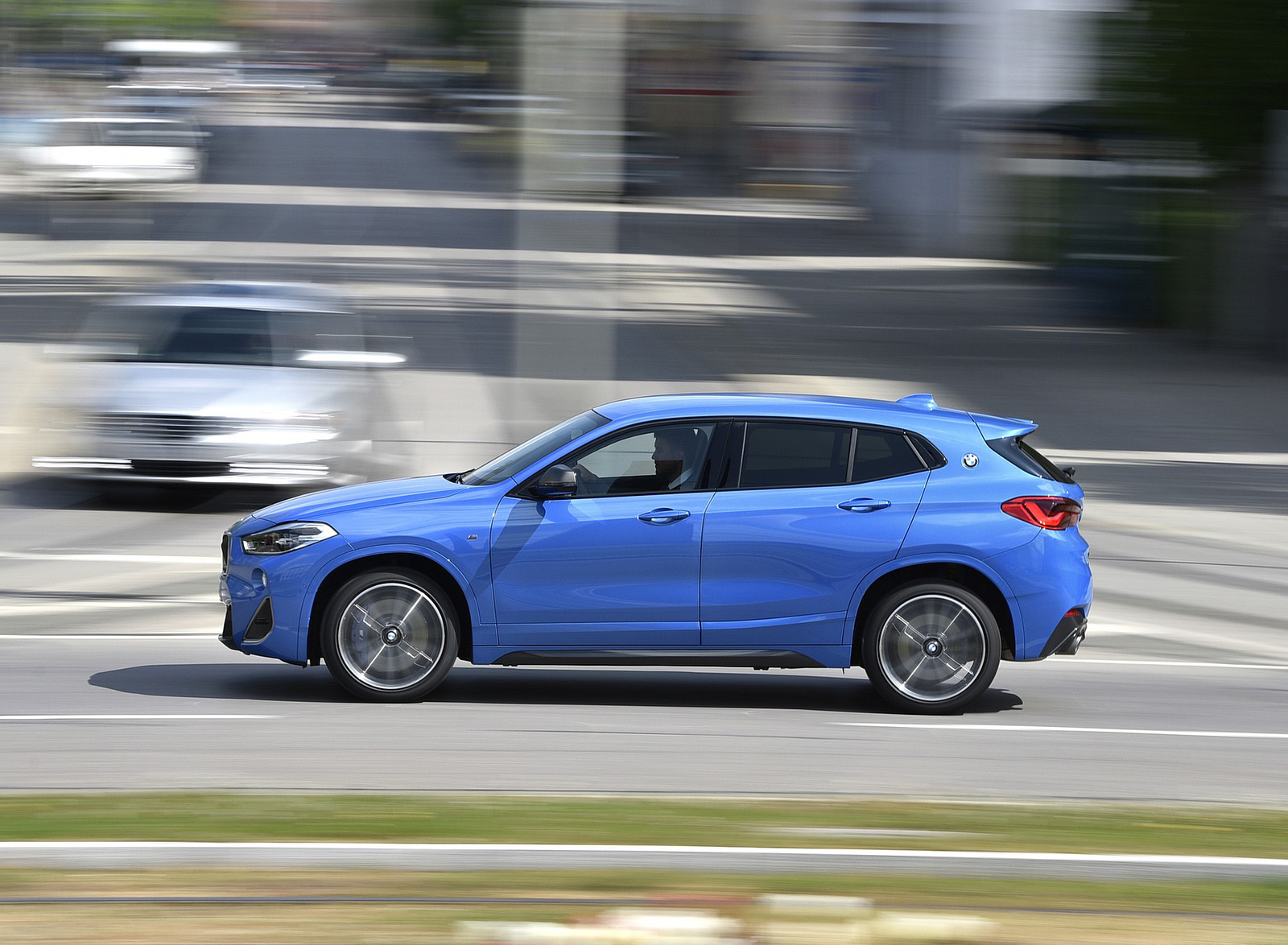 2019 BMW X2 M35i Side Wallpapers #87 of 130