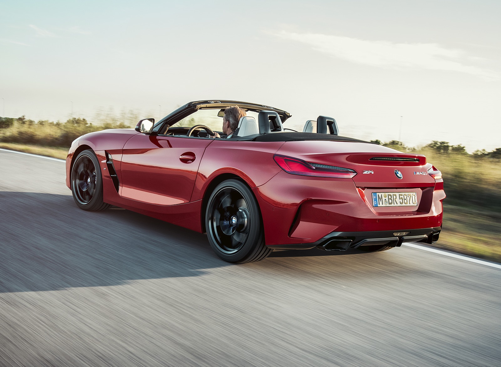 2019 BMW Z4 M40i First Edition Rear Three-Quarter Wallpapers (4)