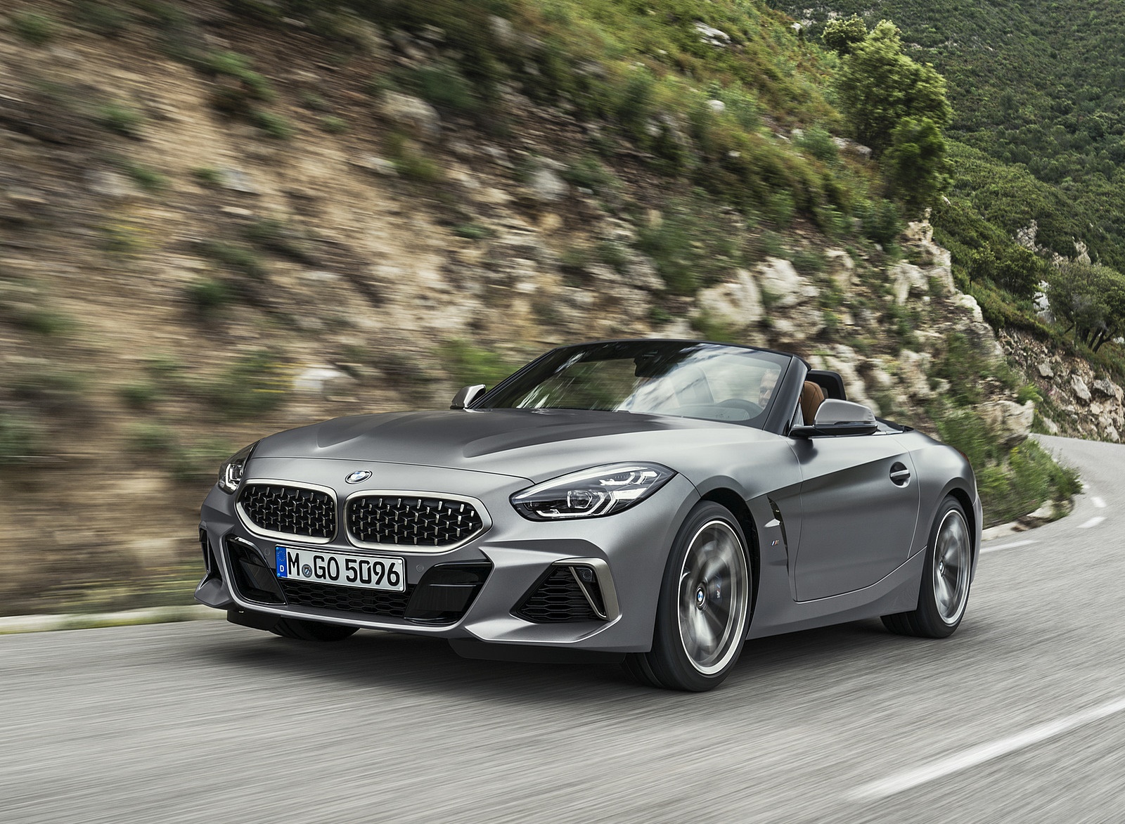 2019 BMW Z4 M40i Front Three-Quarter Wallpapers #20 of 87