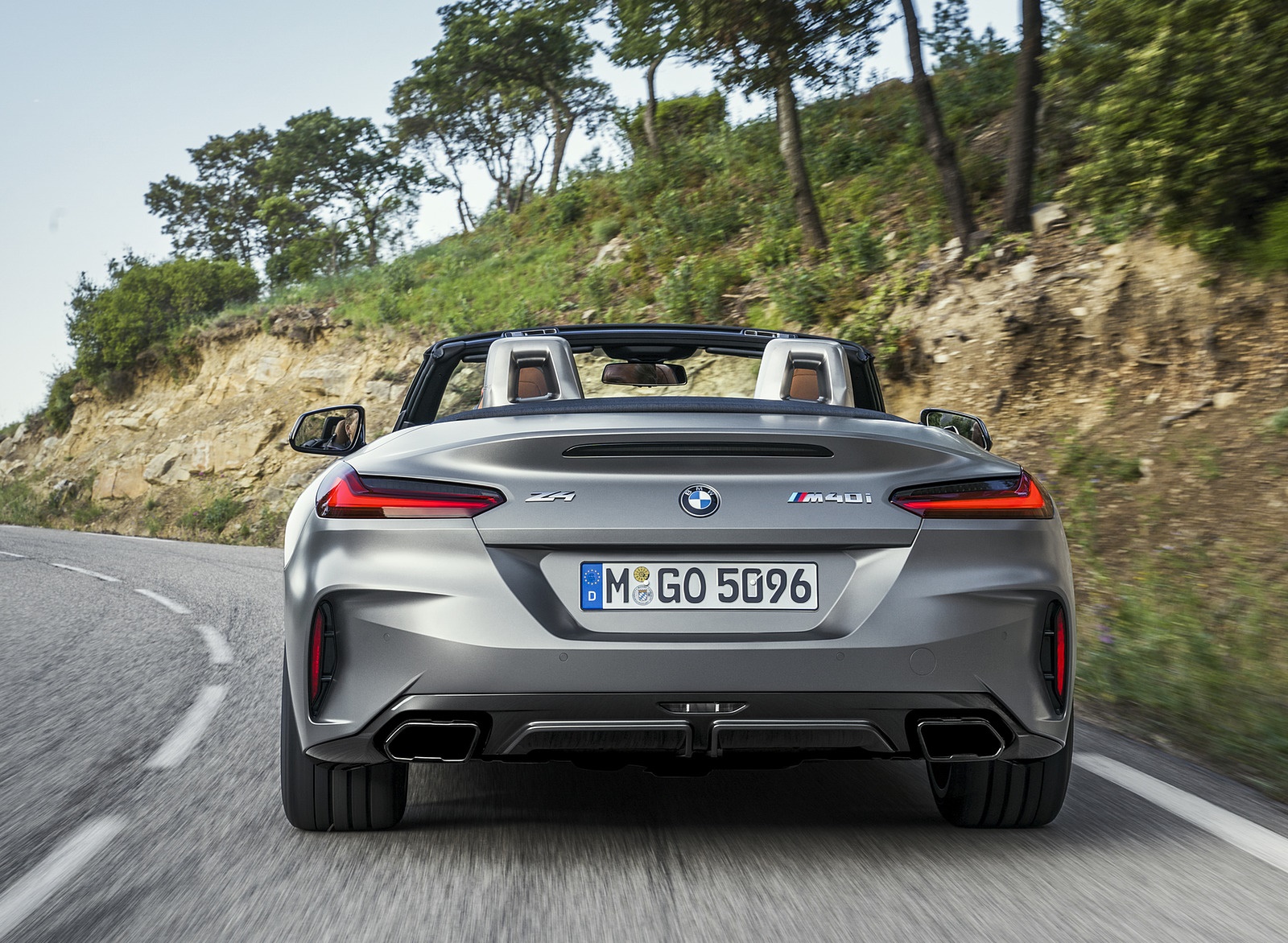 2019 BMW Z4 M40i Rear Wallpapers #32 of 87