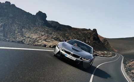 2019 BMW i8 Coupe Front Wallpapers 450x275 (7)