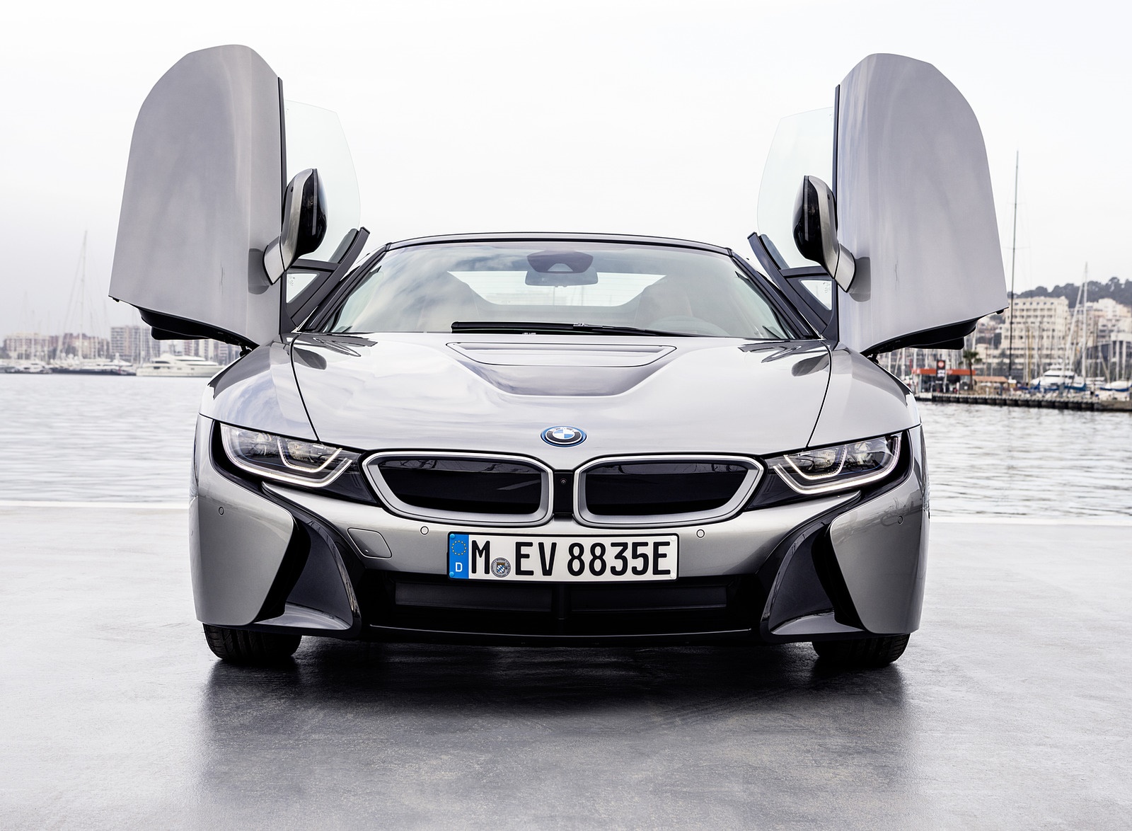 2019 BMW i8 Roadster (Color: Donington Grey) Front Wallpapers #66 of 95