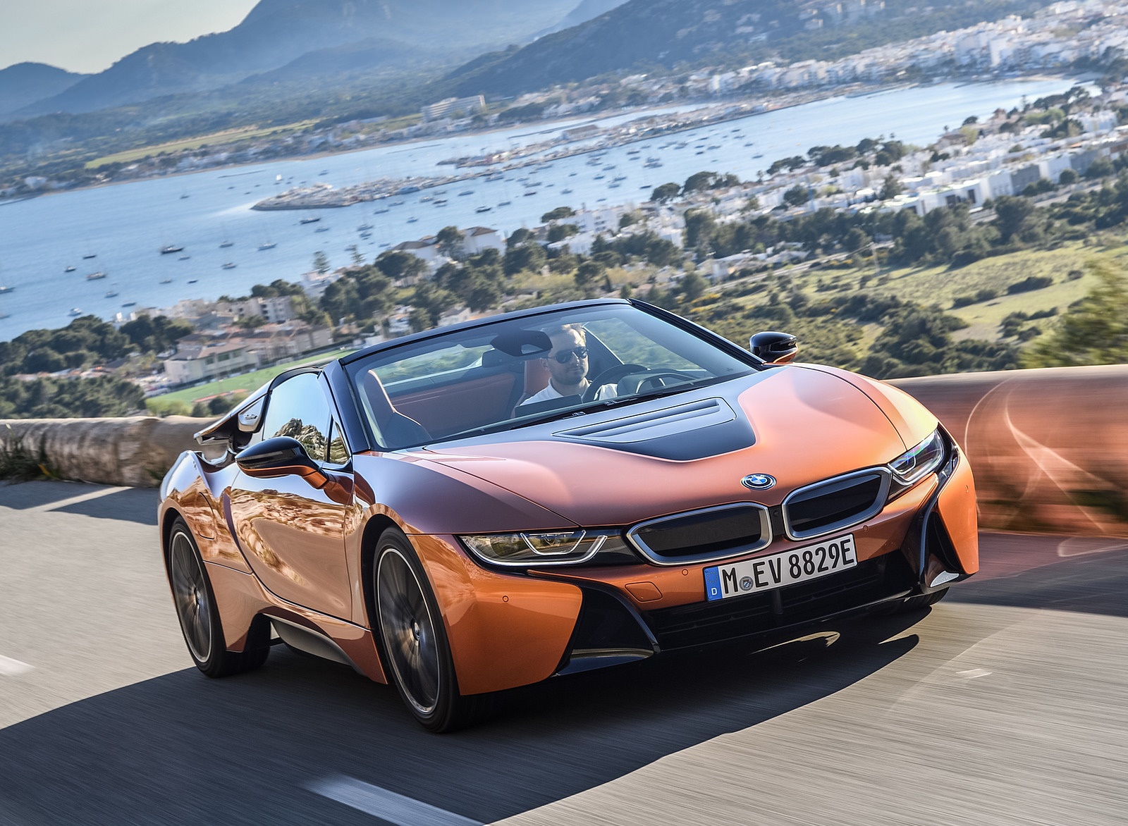 2019 BMW i8 Roadster (Color: E-Copper) Front Three-Quarter Wallpapers #38 of 95