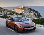 2019 BMW i8 Roadster (Color: E-Copper) Front Three-Quarter Wallpapers 150x120 (40)