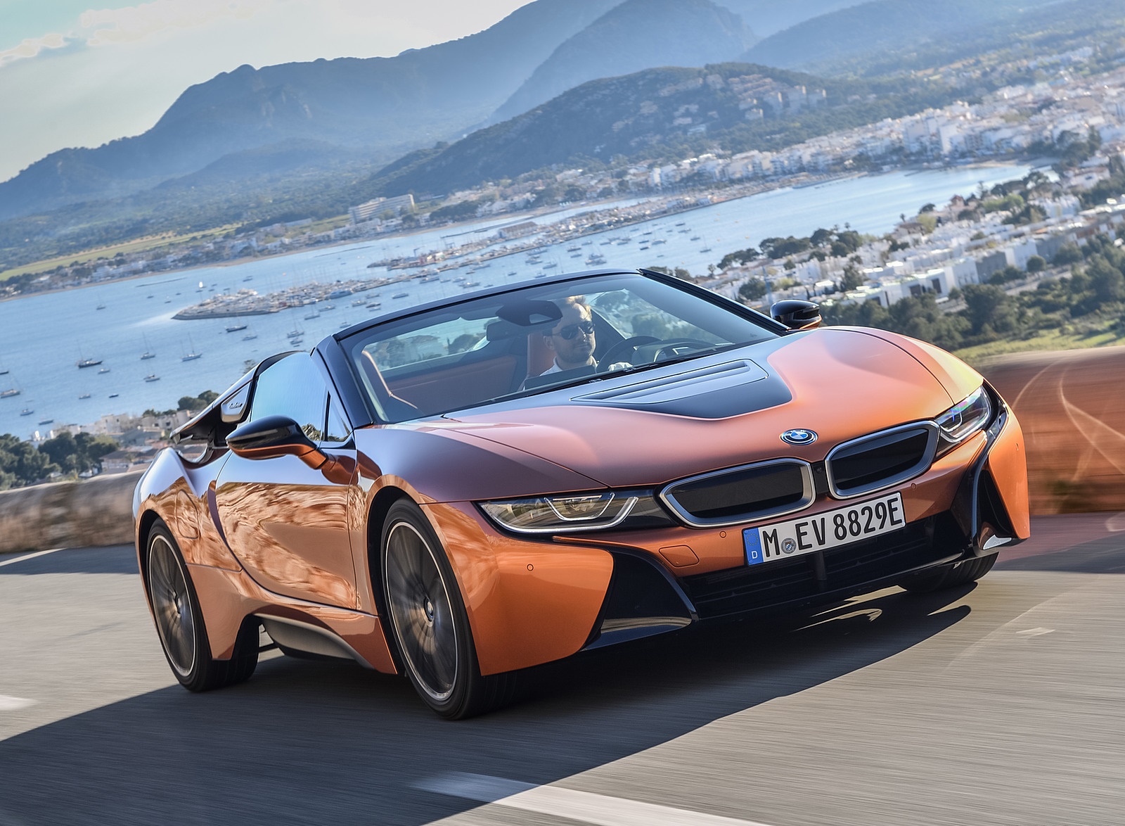 2019 BMW i8 Roadster (Color: E-Copper) Front Three-Quarter Wallpapers #37 of 95