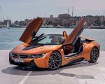 2019 BMW i8 Roadster (Color: E-Copper) Front Three-Quarter Wallpapers 150x120 (35)