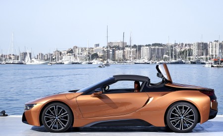 2019 BMW i8 Roadster (Color: E-Copper) Side Wallpapers 450x275 (55)