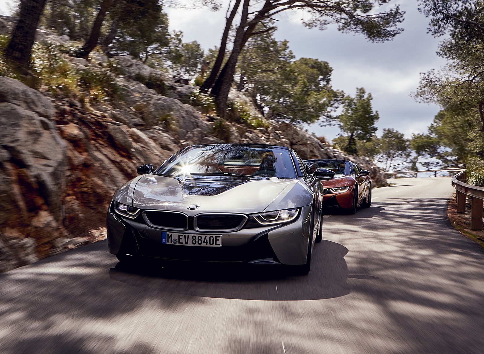 2019 BMW i8 Roadster Front Wallpapers #28 of 95