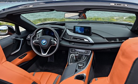 2019 BMW i8 Roadster Interior Cockpit Wallpapers 450x275 (92)
