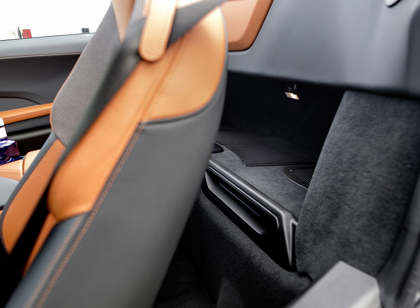 2019 BMW i8 Roadster Interior Detail Wallpapers #87 of 95