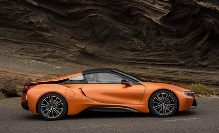 2019 BMW i8 Roadster Side Wallpapers 450x275 (23)