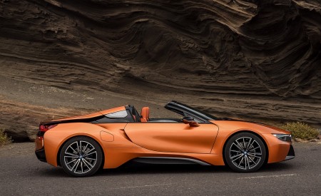 2019 BMW i8 Roadster Side Wallpapers 450x275 (22)