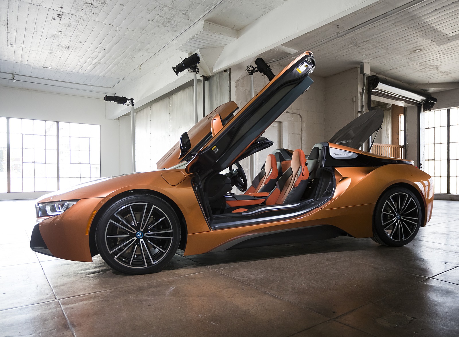 2019 BMW i8 Roadster Side Wallpapers #32 of 95