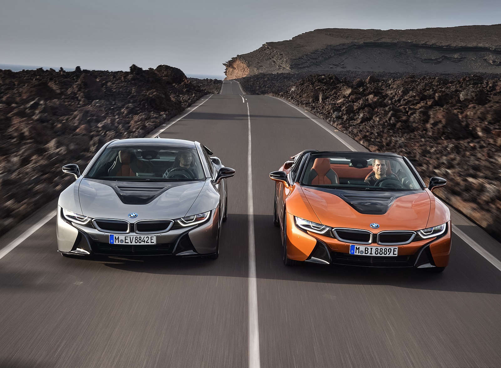 2019 BMW i8 Roadster and Coupe Wallpapers (2)