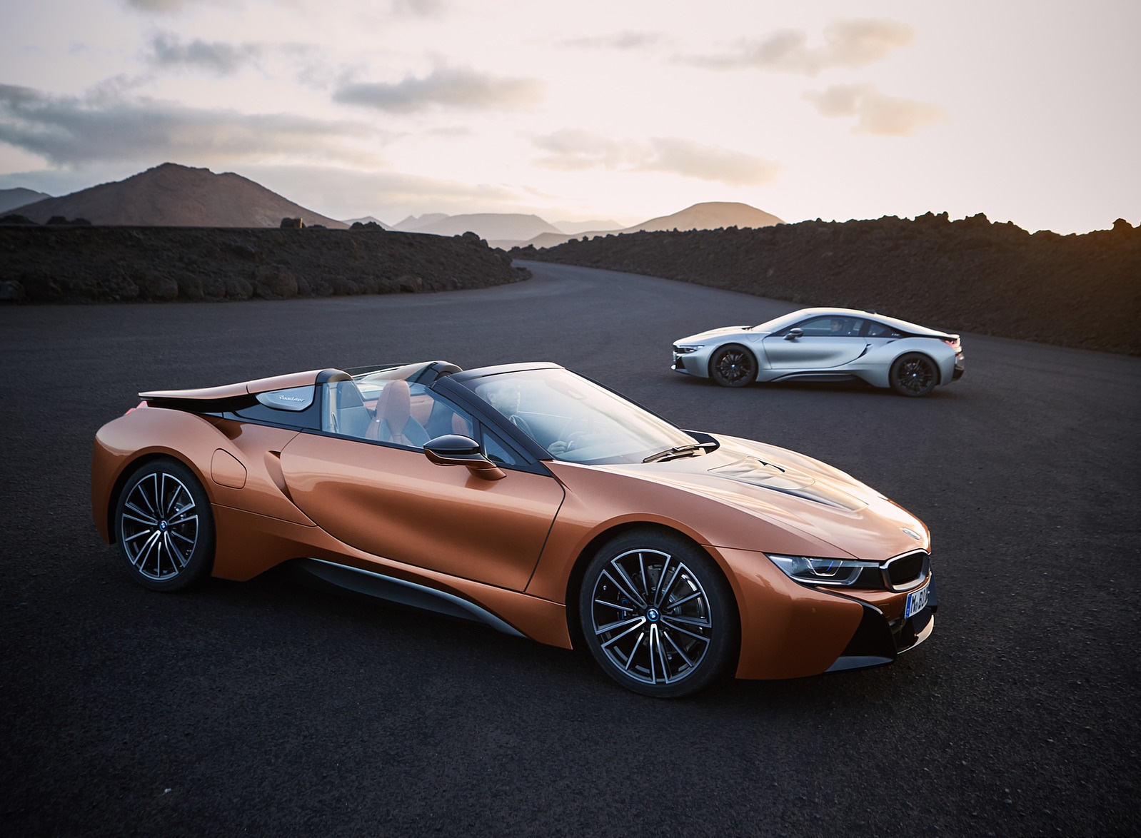 2019 BMW i8 Roadster and Coupe Wallpapers #15 of 95