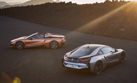 2019 BMW i8 Roadster and Coupe Wallpapers 450x275 (14)