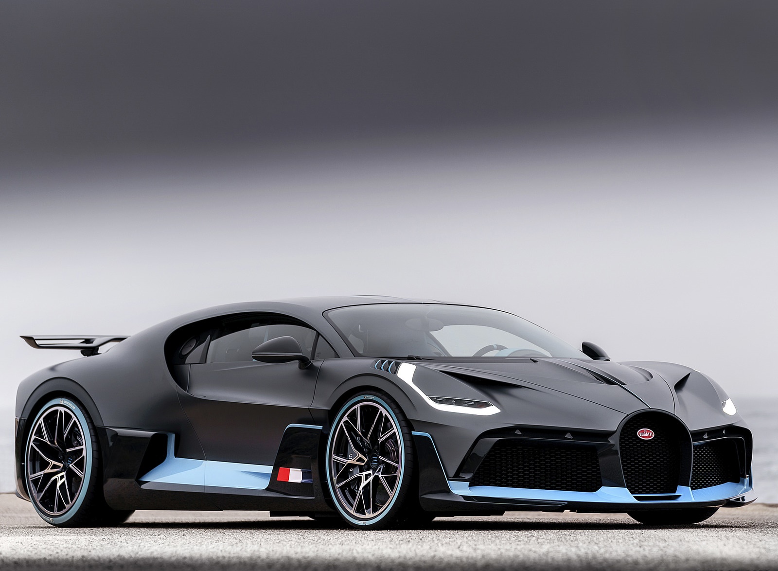 2019 Bugatti Divo Front Three-Quarter Wallpapers #7 of 57