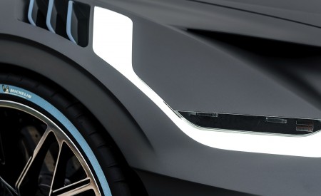 2019 Bugatti Divo Headlight Wallpapers 450x275 (33)