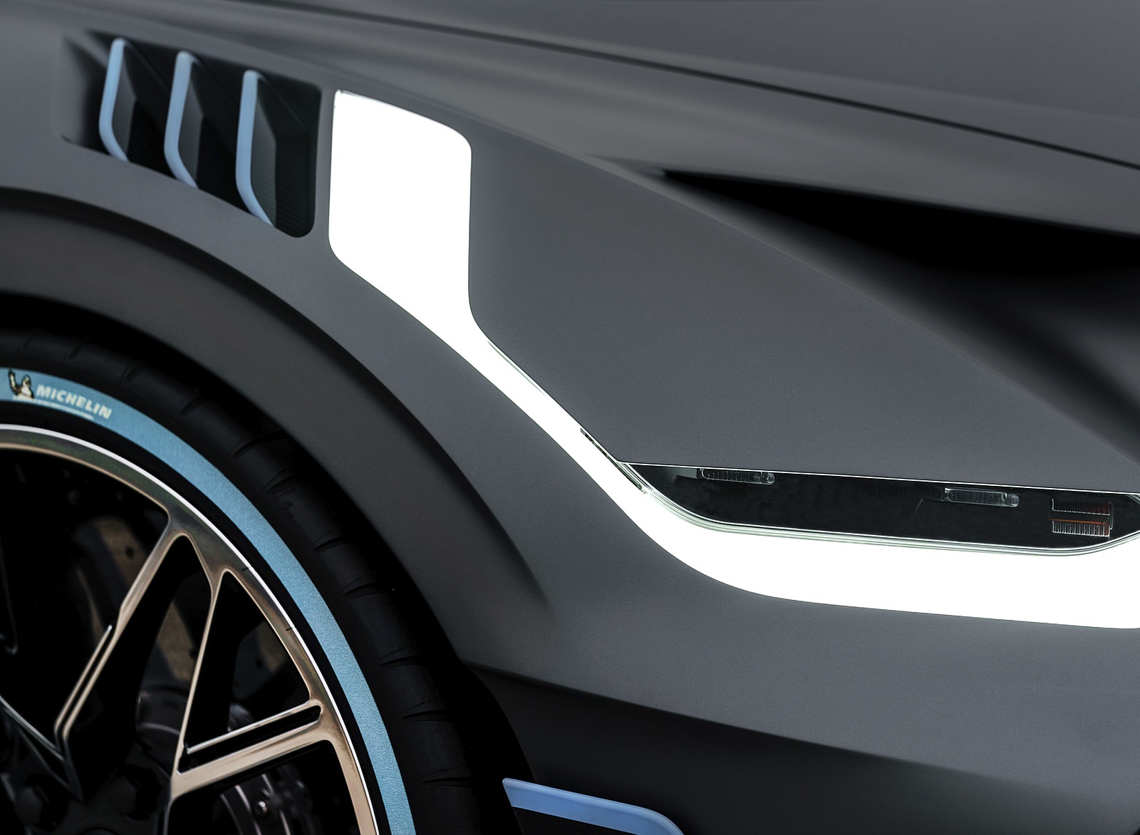 2019 Bugatti Divo Headlight Wallpapers #33 of 57
