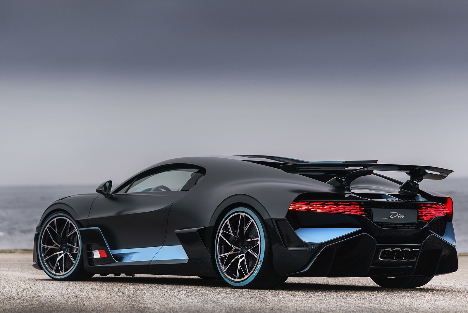 2019 Bugatti Divo Rear Three-Quarter Wallpapers (8)