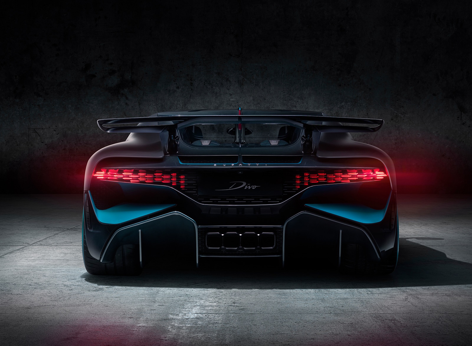 2019 Bugatti Divo Rear Wallpapers #18 of 57