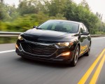 2019 Chevrolet Malibu RS Front Three-Quarter Wallpapers 150x120 (2)