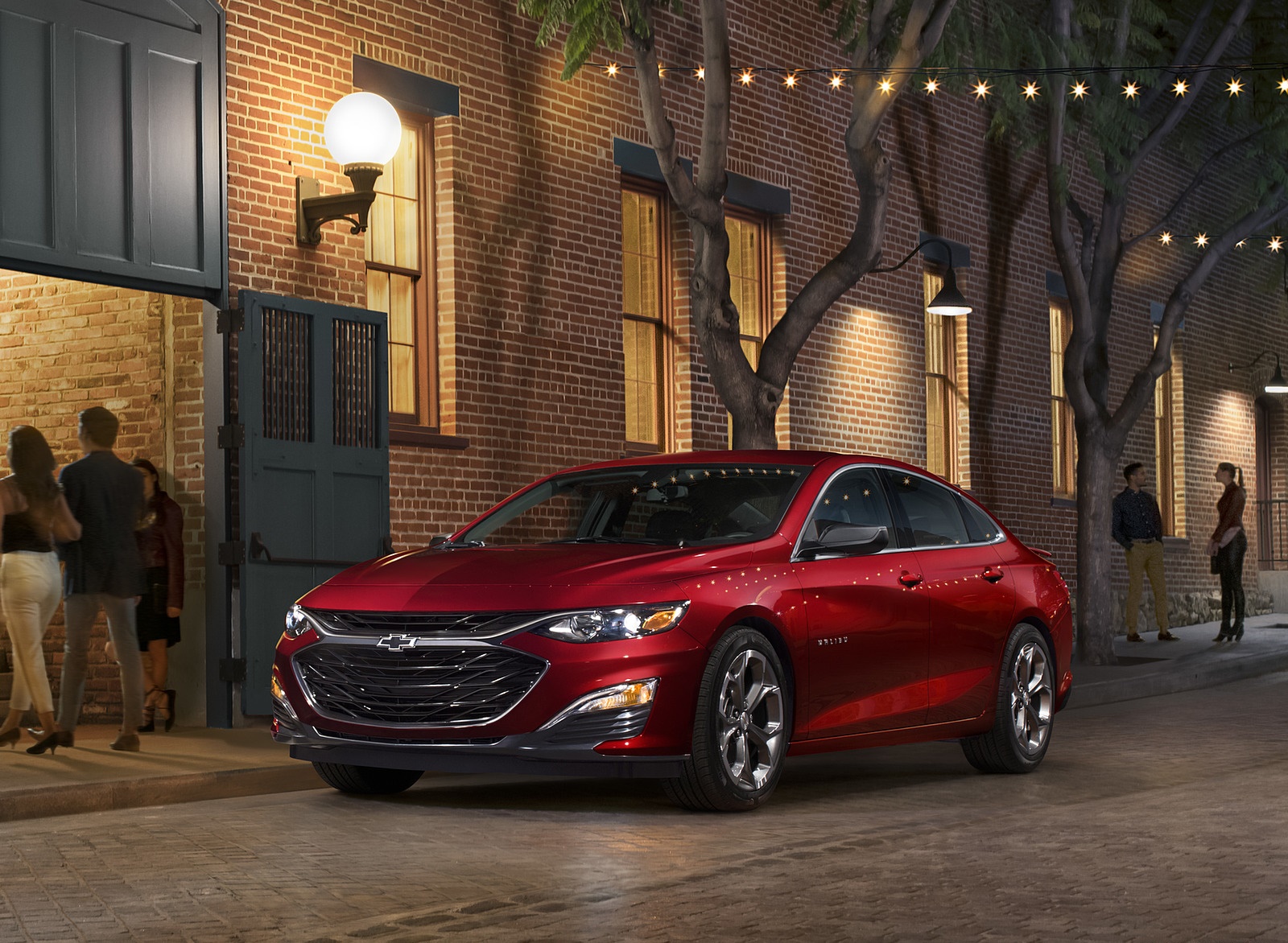 2019 Chevrolet Malibu RS Front Three-Quarter Wallpapers #35 of 40