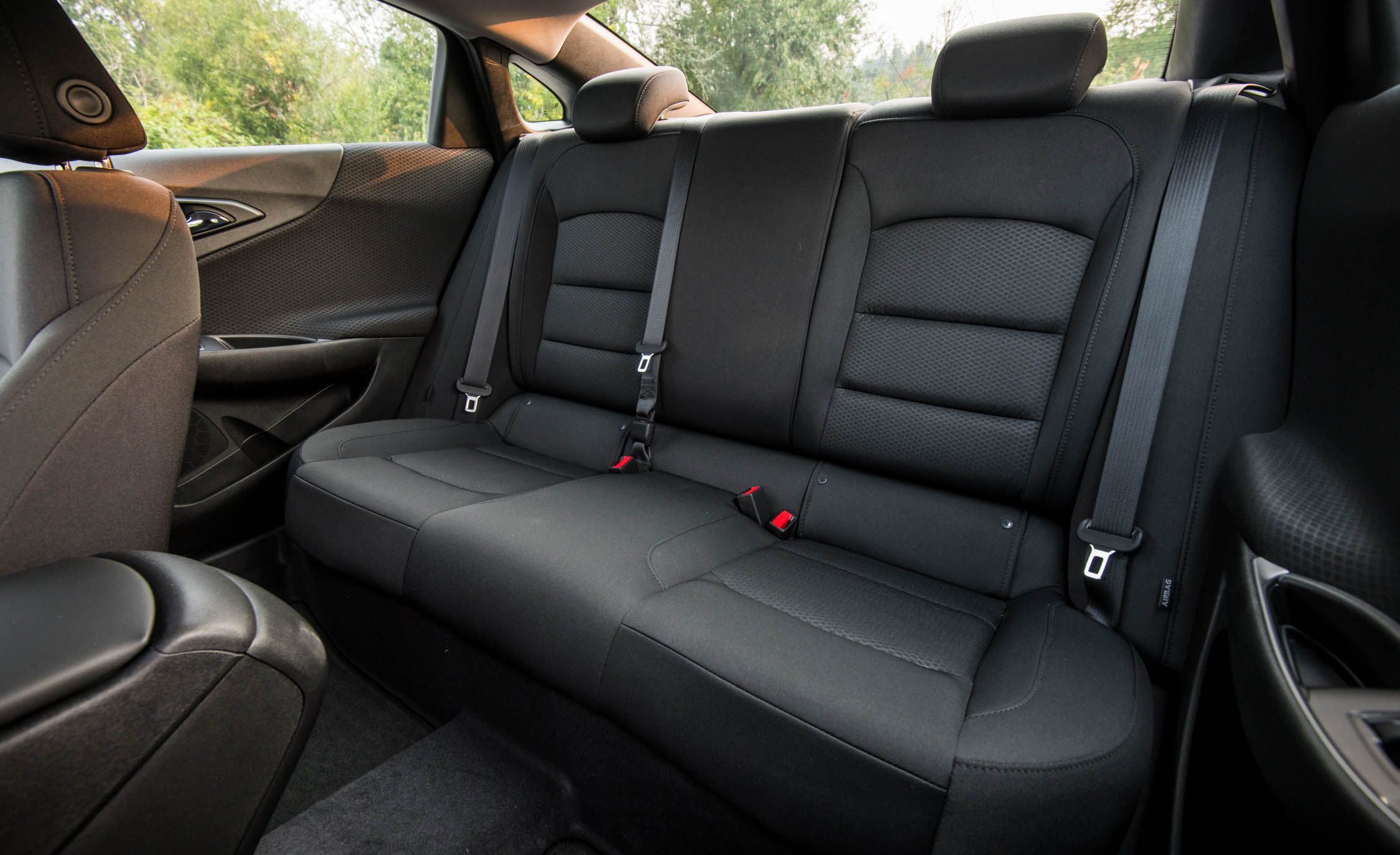 2019 Chevrolet Malibu RS Interior Rear Seats Wallpapers #19 of 40