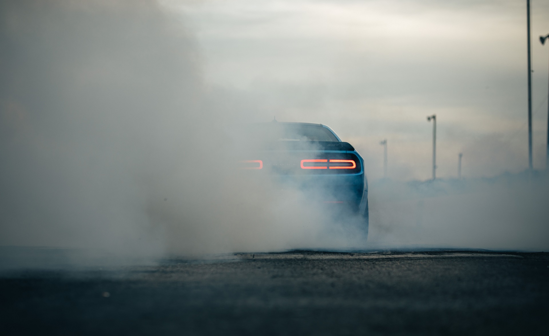 2019 Dodge Challenger SRT Hellcat Redeye Burnout Wallpapers (9)