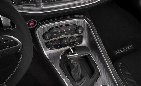 2019 Dodge Challenger SRT Hellcat Redeye Central Console Wallpapers 450x275 (54)