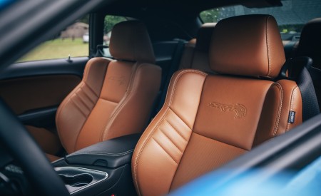 2019 Dodge Challenger SRT Hellcat Redeye Interior Front Seats Wallpapers 450x275 (18)