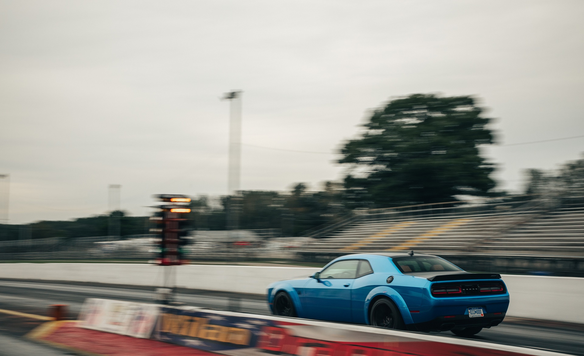 2019 Dodge Challenger SRT Hellcat Redeye Rear Three-Quarter Wallpapers #5 of 54