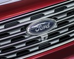 2019 Ford Edge Titanium Grill Wallpapers 150x120 (49)