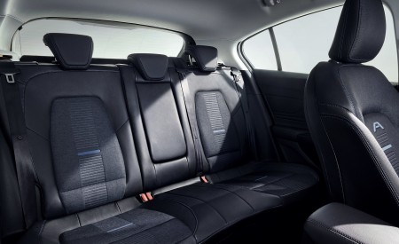 2019 Ford Focus Active Interior Rear Seats Wallpapers 450x275 (63)