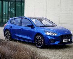 2019 Ford Focus Hatchback ST-Line Front Three-Quarter Wallpapers 150x120 (11)